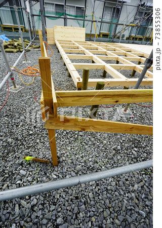 遣方　やりかた　木杭　木造建築物 73855306