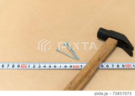 金づちと釘　MDF材 73857073