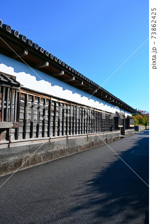 萩　旧周布家長屋門　萩城城下町　山口県萩市 73862425