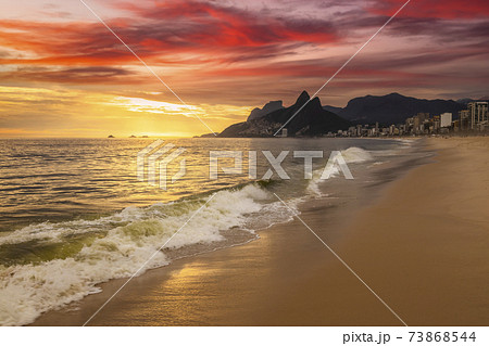 Sunset on the ocean at Rio de Janeiro, Ipanema beach. Brazil 73868544