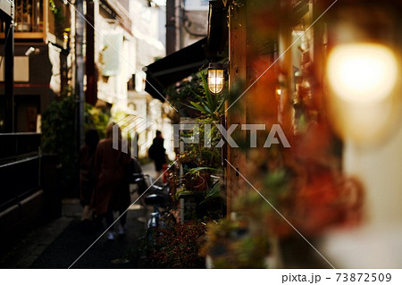 下町・北千住の路地裏 73872509
