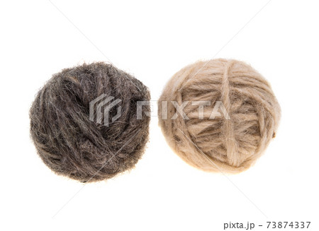 wool skein isolated 73874337