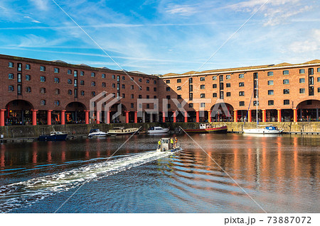 Albert Dock in Liverpool Albert Dock in Liverpool 73887072
