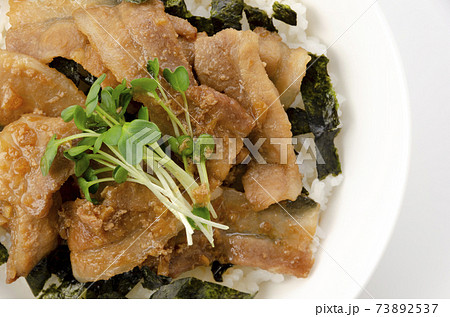 豚バラ丼 豚バラ丼 73892537