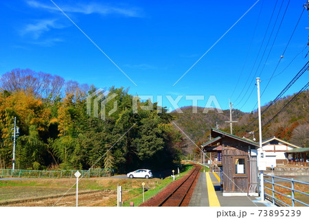 樽見鉄道　織部駅の風景 73895239