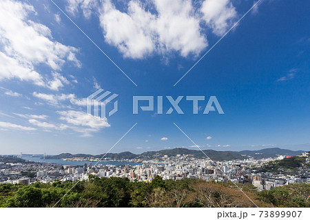 風頭公園展望台からの長崎市街地眺望 風頭公園展望台からの長崎市街地眺望 73899907