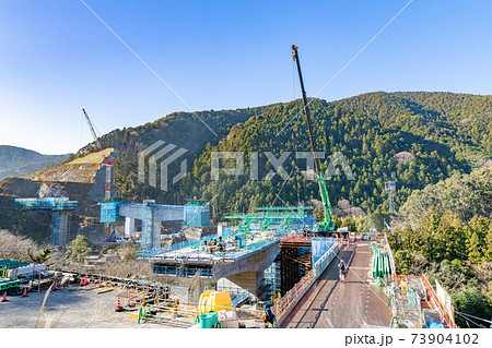 伊豆縦貫自動車道河津下田道路　ランプ橋PC上部工事 73904102