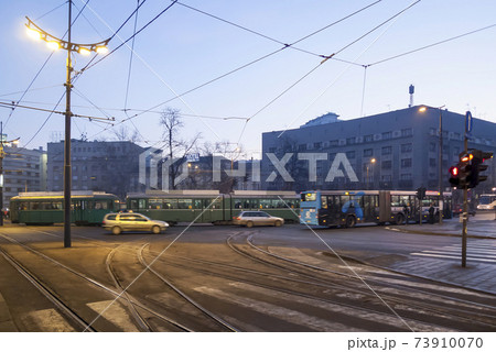 セルビア共和国 ベオグラード ベオグラード鉄道駅前の様子 / Belgrade, Serbia セルビア共和国 ベオグラード ベオグラード鉄道駅前の様子 / Belgrade, Serbia 73910070