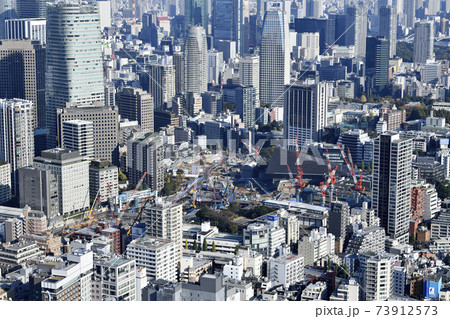 日本の東京都市景観 虎ノ門・麻布台再開発などを望む 日本の東京都市景観 虎ノ門・麻布台再開発などを望む 73912573