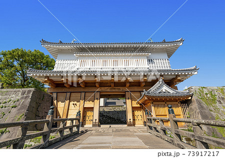 鹿児島県鹿児島市　日本100名城　鶴丸城（鹿児島城）御楼門 73917217