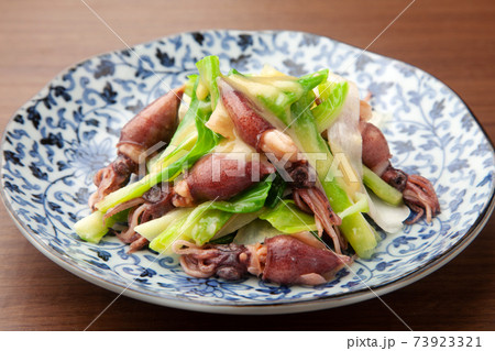 うるいとホタルイカの芥子酢味噌和え 73923321