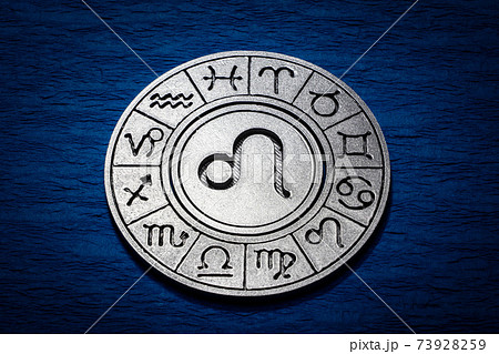 12星座　占い　しし座 73928259