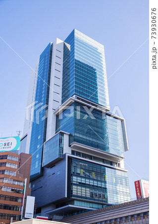 【縦位置】渋谷ヒカリエ 73930676