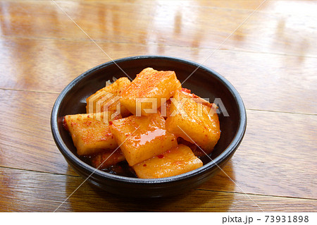 キムチ 韓国料理 食べ物 73931898