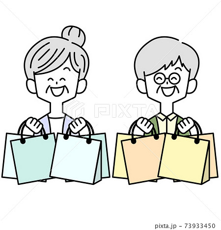 ショッピングを楽しむ老夫婦 73933450