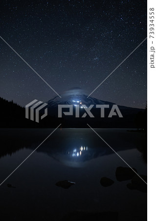 Reflection of Mt Hood at Trillum Lake, Portland, Oregon 73934558