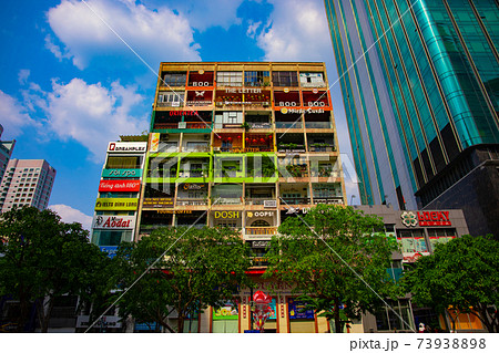 ベトナム・ホーチミンのカフェアパートメント 73938898