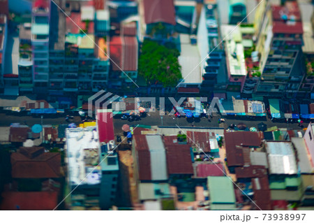 ミニチュア風のホーチミンの都市景観【ベトナムイメージ】 ミニチュア風のホーチミンの都市景観【ベトナムイメージ】 73938997