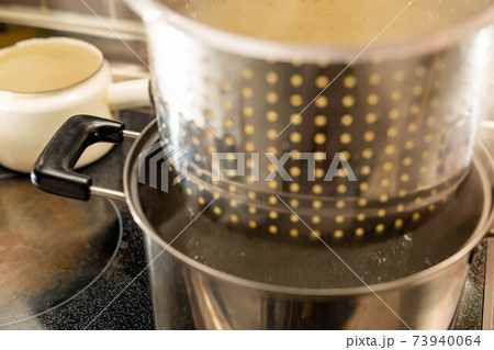 パスタの調理 パスタの調理 73940064
