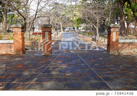 小倉城にある旧第十二師団司令部跡レンガ造りの正門 73941436