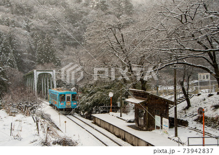 冬の樽見鉄道 冬の樽見鉄道 73942837