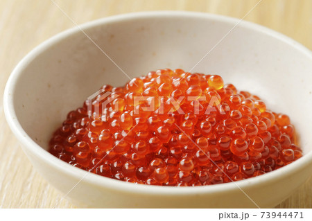 いくらの醤油漬け いくらの醤油漬け 73944471
