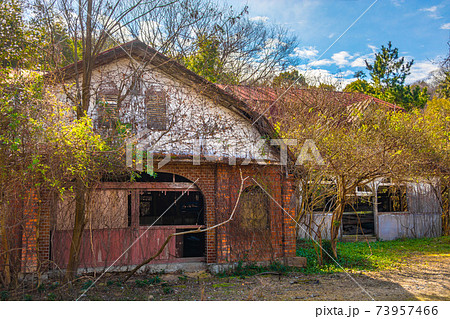 寂れた、廃墟（廃屋） 73957466