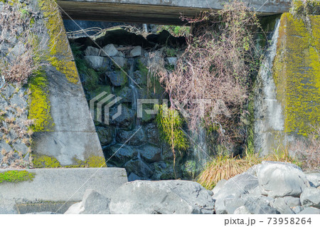 山の水路 山の水路 73958264