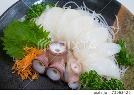 タコの刺身 73962429