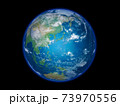 地球　日本列島を中心で背景は黒 73970556