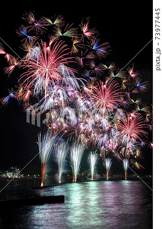 花火大会のイメージ素材 花火大会のイメージ素材 73977445