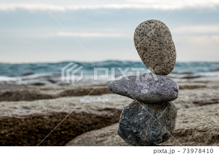 屋外ロックバランシング 73978410