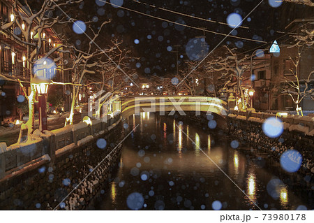 城崎温泉 夜景　雪景色 73980178