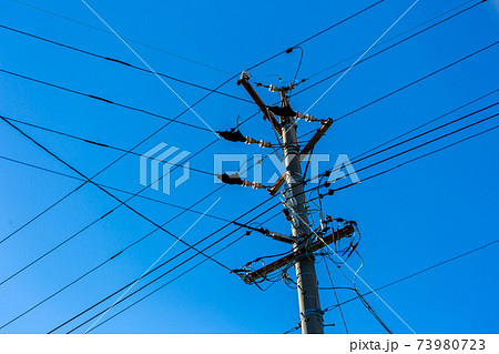 電線 電柱 電線 電柱 73980723