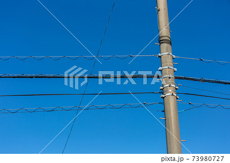 電線 電柱 電線 電柱 73980727