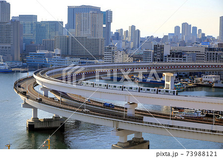 東京 お台場 レインボーブリッジからの眺め サウスルート 東京 お台場 レインボーブリッジからの眺め サウスルート 73988121