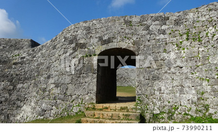 座喜味城の石垣 座喜味城の石垣 73990211