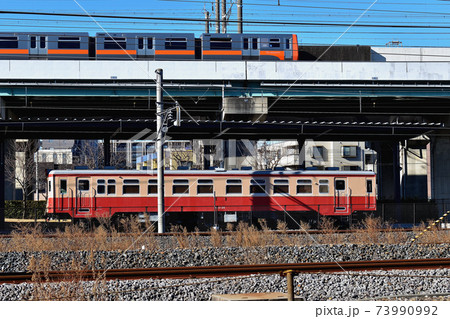 鉄道博物館のキハ11気動車と埼玉新都市交通2020系 鉄道博物館のキハ11気動車と埼玉新都市交通2020系 73990992