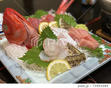 旅館のお刺身 旅館のお刺身 73993089