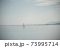 湖畔の風景 73995714
