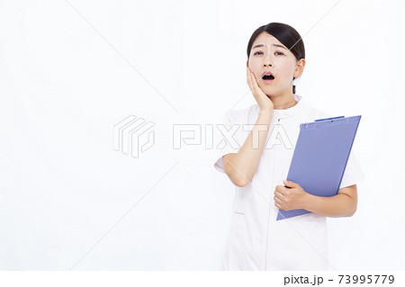 30代女性 美容クリニック スタッフ 73995779