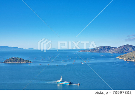 【万葉の岬より瀬戸内海を一望】 兵庫県相生市相生金ケ崎 73997832