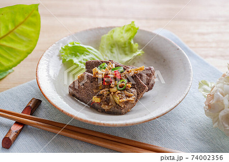 豚レバーのソテー 74002356