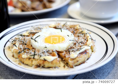 Okonomiyaki Okonomiyaki 74009727