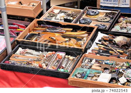 「骨董市（髪飾り）」 74022543