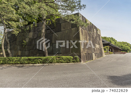 皇居東御苑 旧江戸城 二の丸 三の丸 皇居附属庭園 石垣 皇居東御苑 旧江戸城 二の丸 三の丸 皇居附属庭園 石垣 74022629