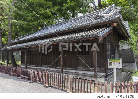 皇居東御苑　旧江戸城　大番所 　大手中の門　警備　詰所　中の門　同心番所 74024209