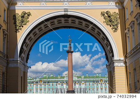 Triumphal Arch of the General Staff on Palace Square - St. Petersburg Russia 74032994