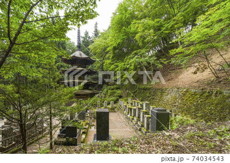 安楽寺（上田市）国宝八角三重塔 74034543