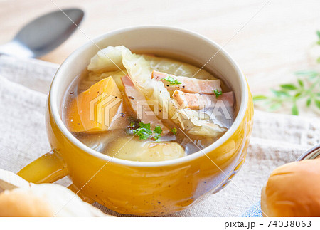 野菜たっぷりポトフ 野菜たっぷりポトフ 74038063